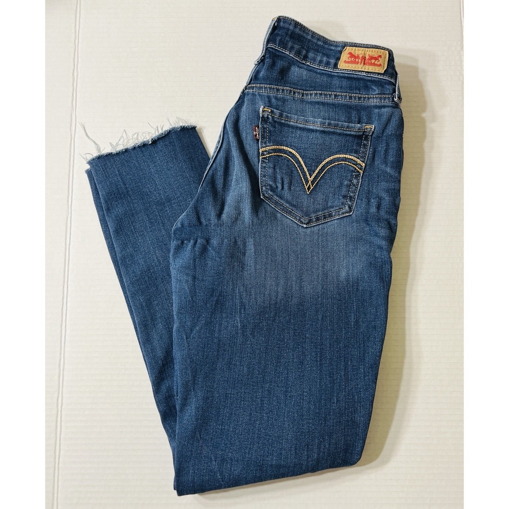 Levi's Straight Leg Jeans Women's‎ 28 Dark Wash Americana Heritage Raw Hem